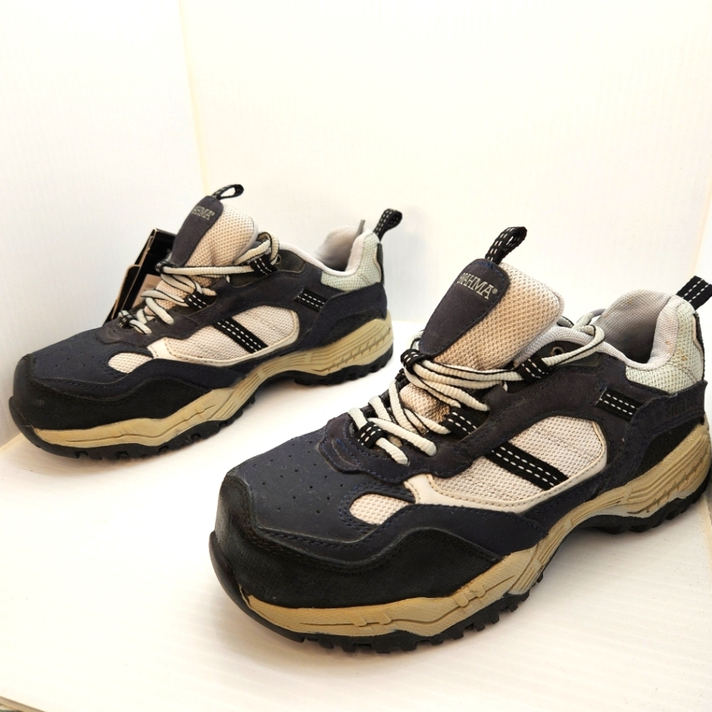 Brahma for her work shoes Amy steel toe